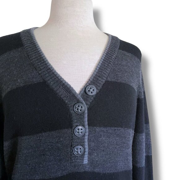 Smartwool Womens Sweater Sz Medium Gray Black Stripe Merino Wool Henley Stretch - Picture 4 of 8